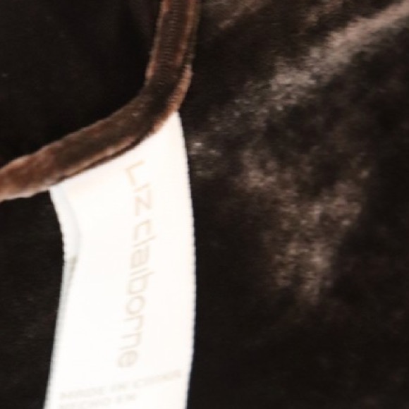 Liz Claiborne Beautiful Open Shawl - Picture 7 of 8